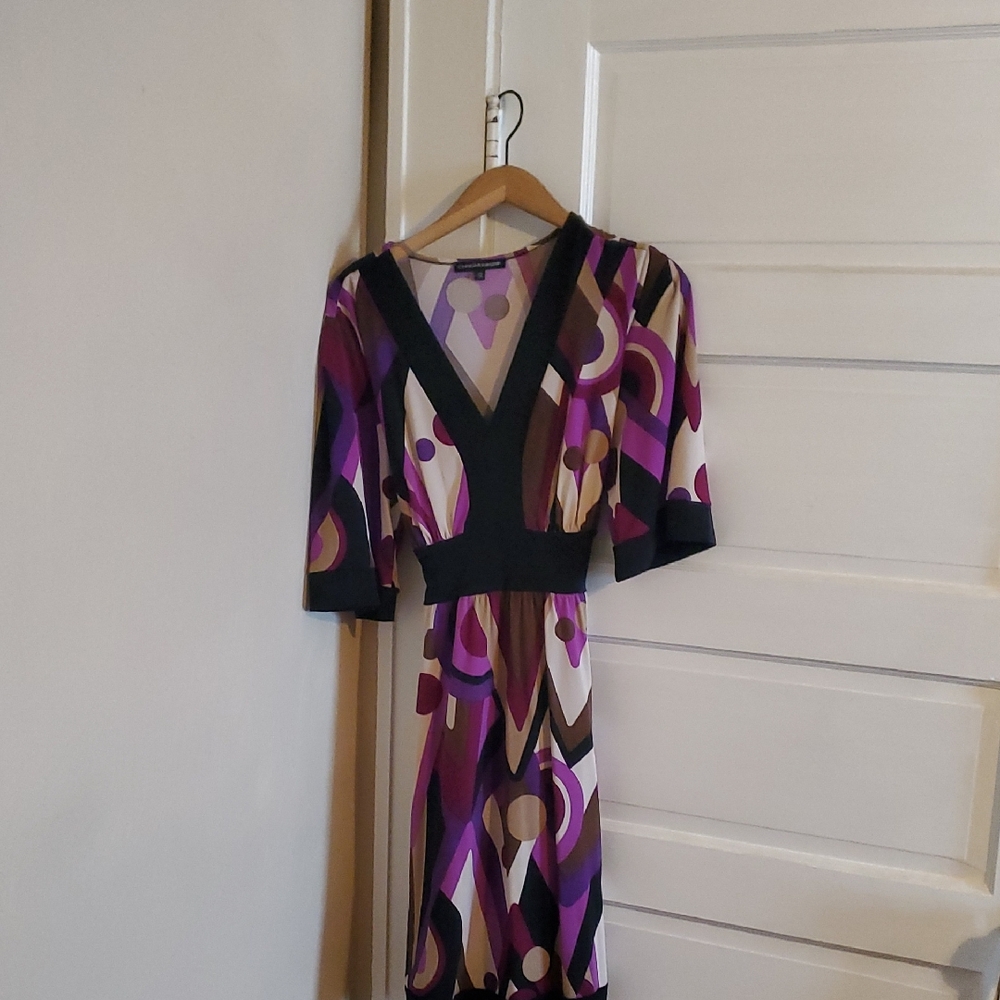 Chic Multicolor V-Neck Midi Dress